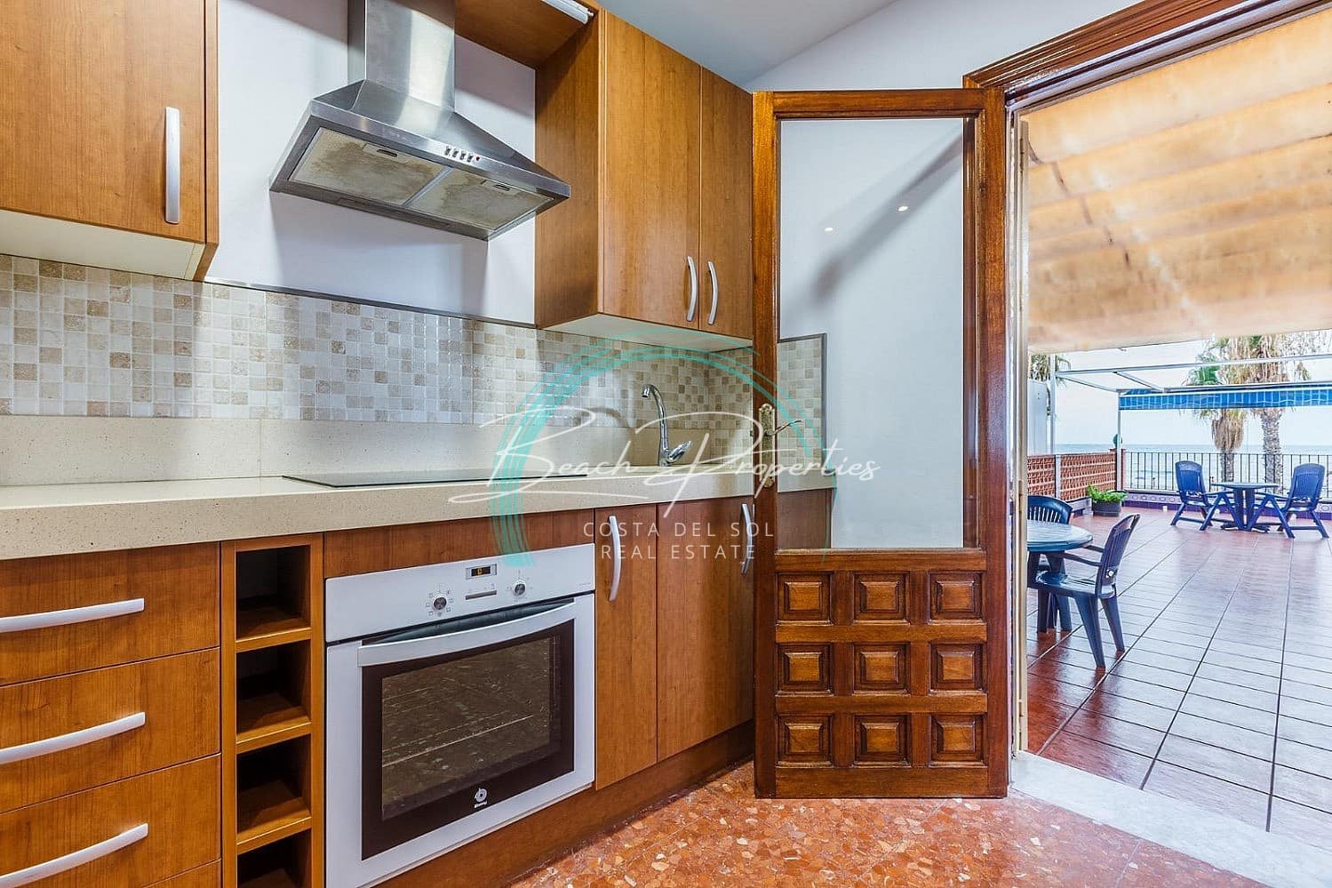 1 makuuhuone Huoneisto vuokrattavana paikassa Caleta de Velez - 800 € (Ref: 9312078)