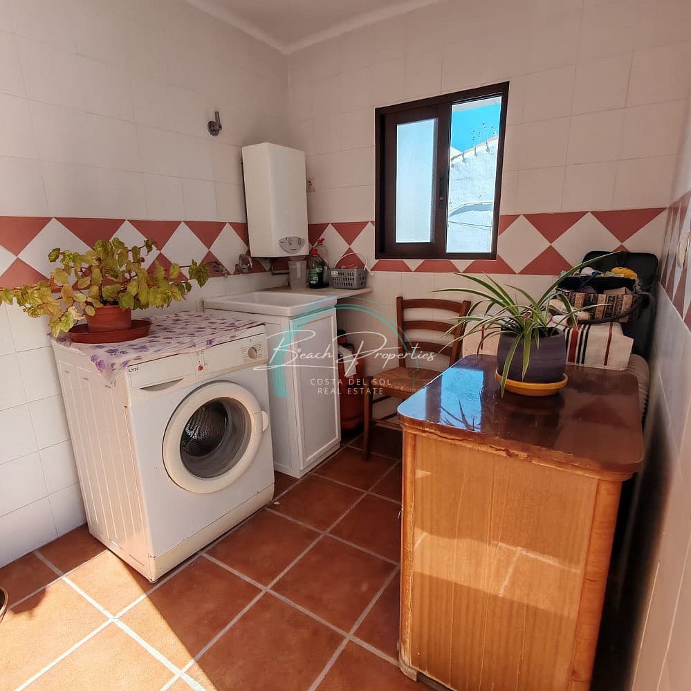 3 soveværelse Villa til salg i Frigiliana med garage - € 335.000 (Ref: 9337218)