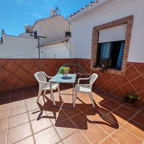 3 soveværelse Villa til salg i Frigiliana med garage - € 335.000 (Ref: 9337218)