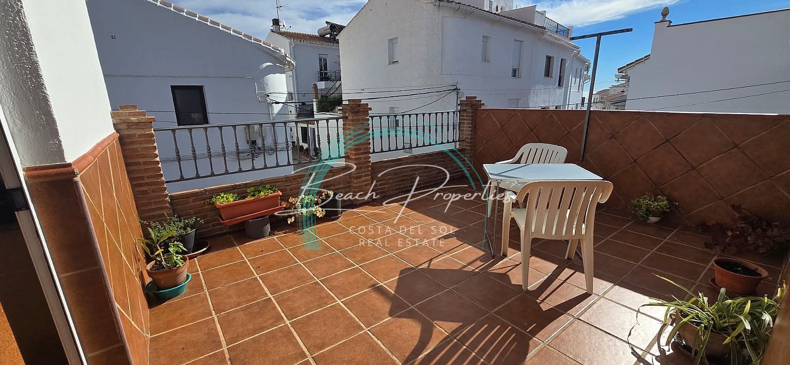 3 soveværelse Villa til salg i Frigiliana med garage - € 335.000 (Ref: 9337218)