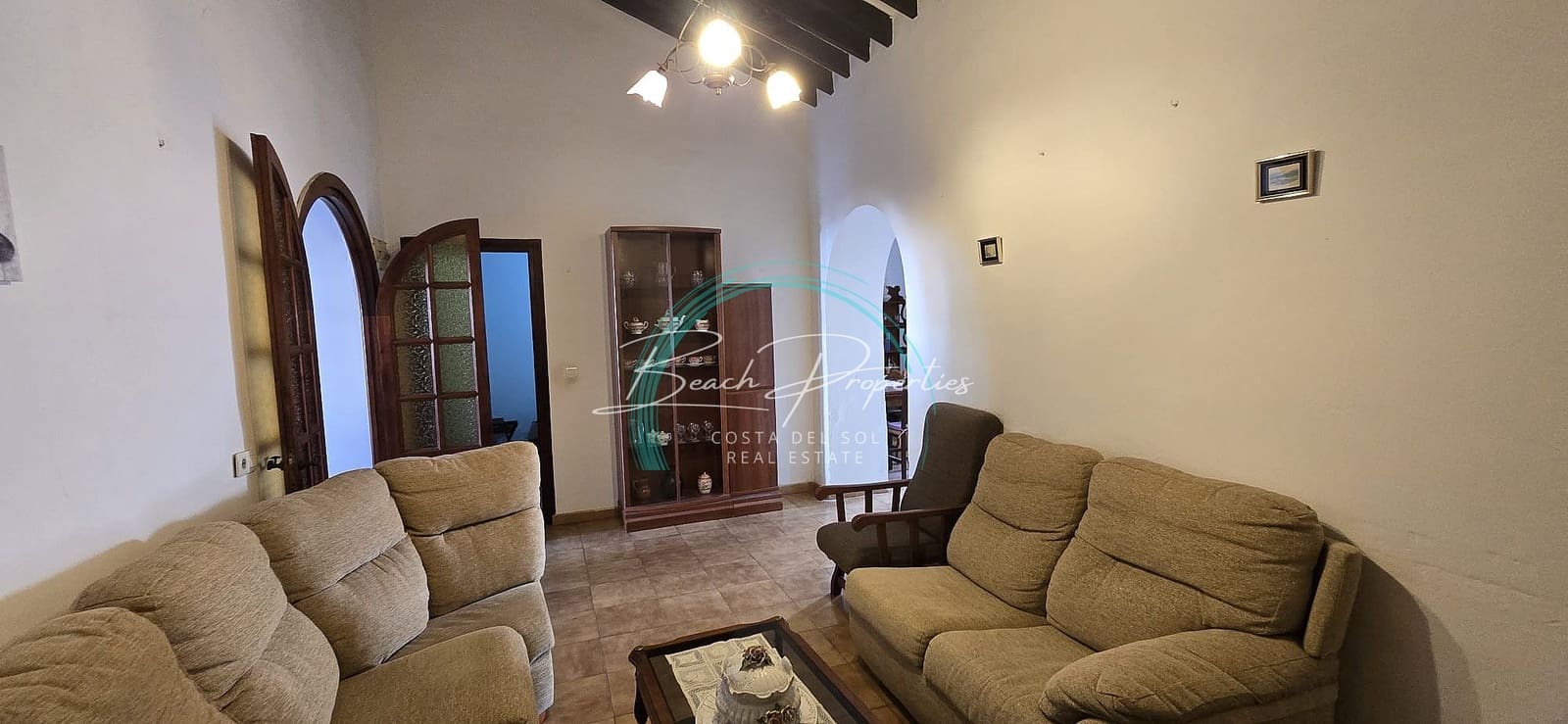 5 soveværelse Villa til salg i Maro - € 420.000 (Ref: 9337322)