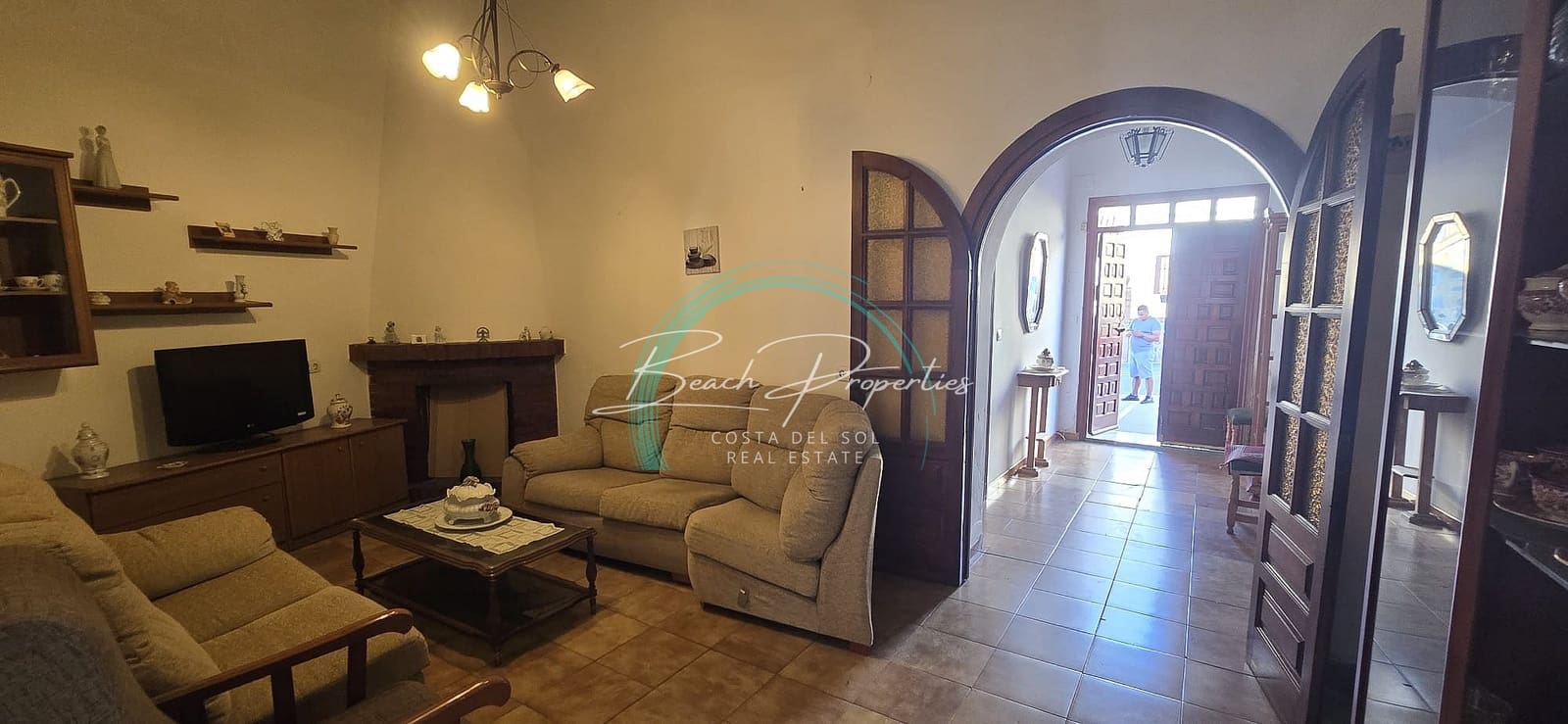 5 soveværelse Villa til salg i Maro - € 420.000 (Ref: 9337322)