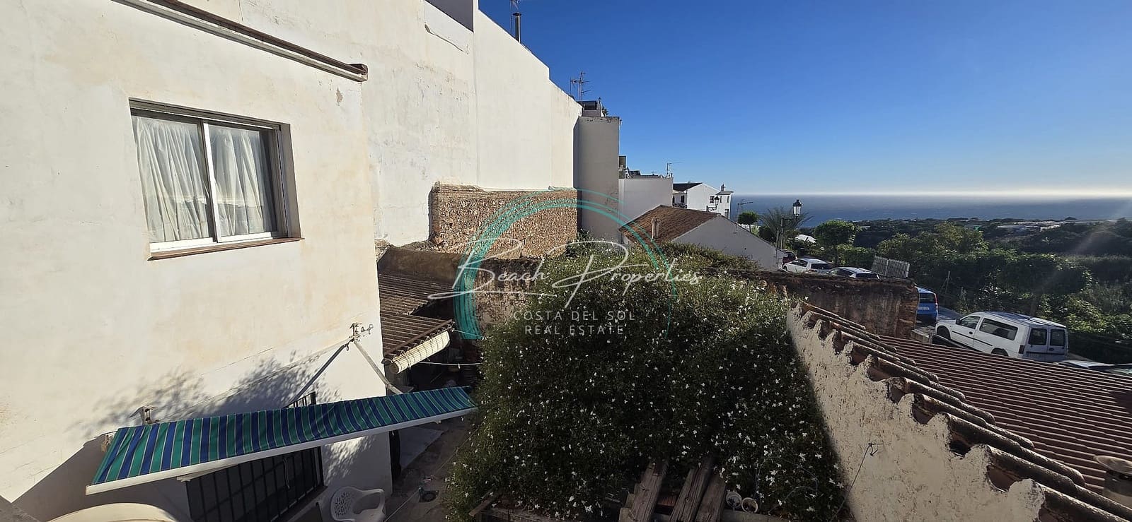 5 soveværelse Villa til salg i Maro - € 420.000 (Ref: 9337322)