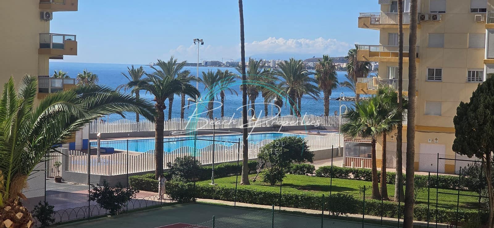 2 chambre Appartement à vendre à Algarrobo Costa avec piscine - 299 000 € (Ref: 9357953)