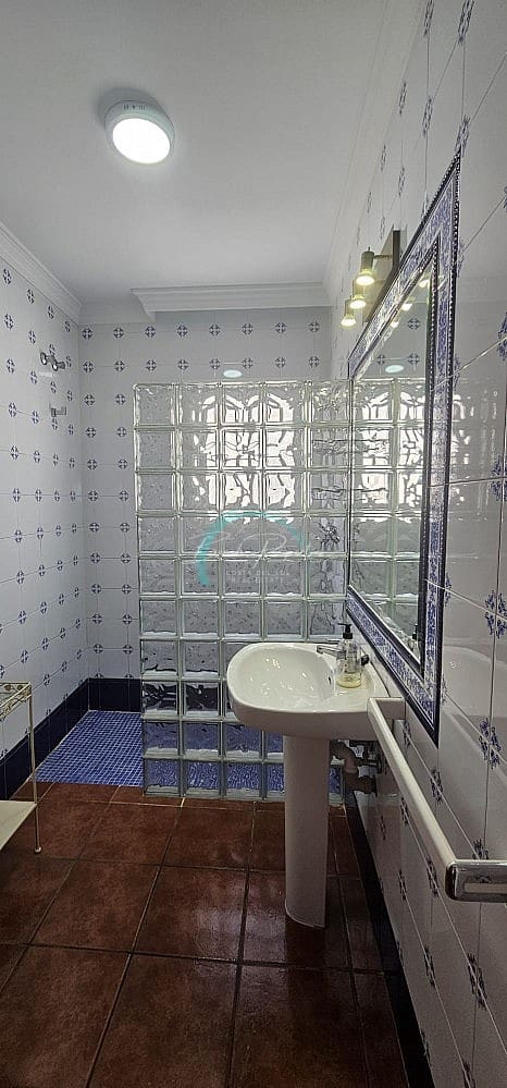 3 soveværelse Villa til salg i Nerja med garage - € 1.250.000 (Ref: 9372045)