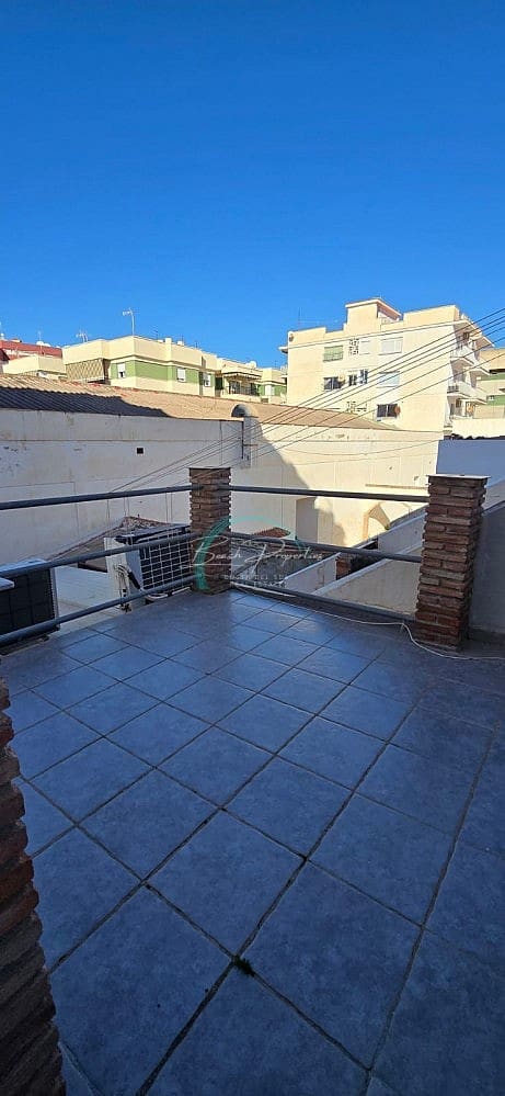 1 soveværelse Villa til salg i Nerja - € 300.000 (Ref: 9413228)