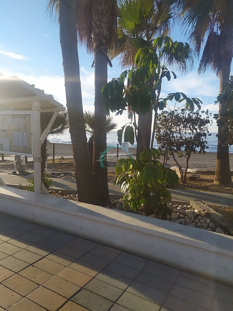 3 soverom Villa til salgs i Torrox-Costa - € 720 000 (Ref: 9414549)