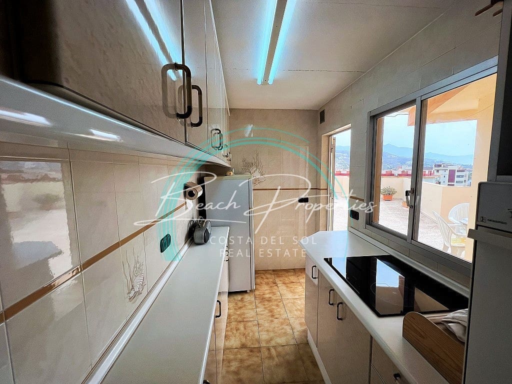 3 sovrum Lägenhet till salu i Torrox-Costa med pool - 399 000 € (Ref: 9460746)