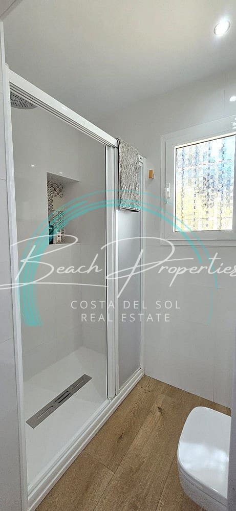 3 Zimmer Haus zu vermieten in Torrox-Costa mit Pool Garage - 1.500 € (Ref: 9460858)
