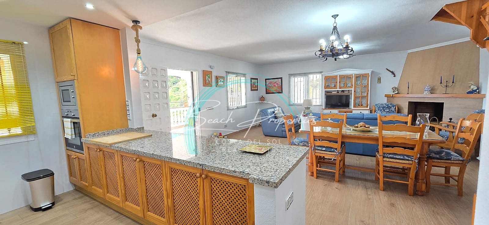 3 Zimmer Haus zu vermieten in Torrox-Costa mit Pool Garage - 1.500 € (Ref: 9460858)