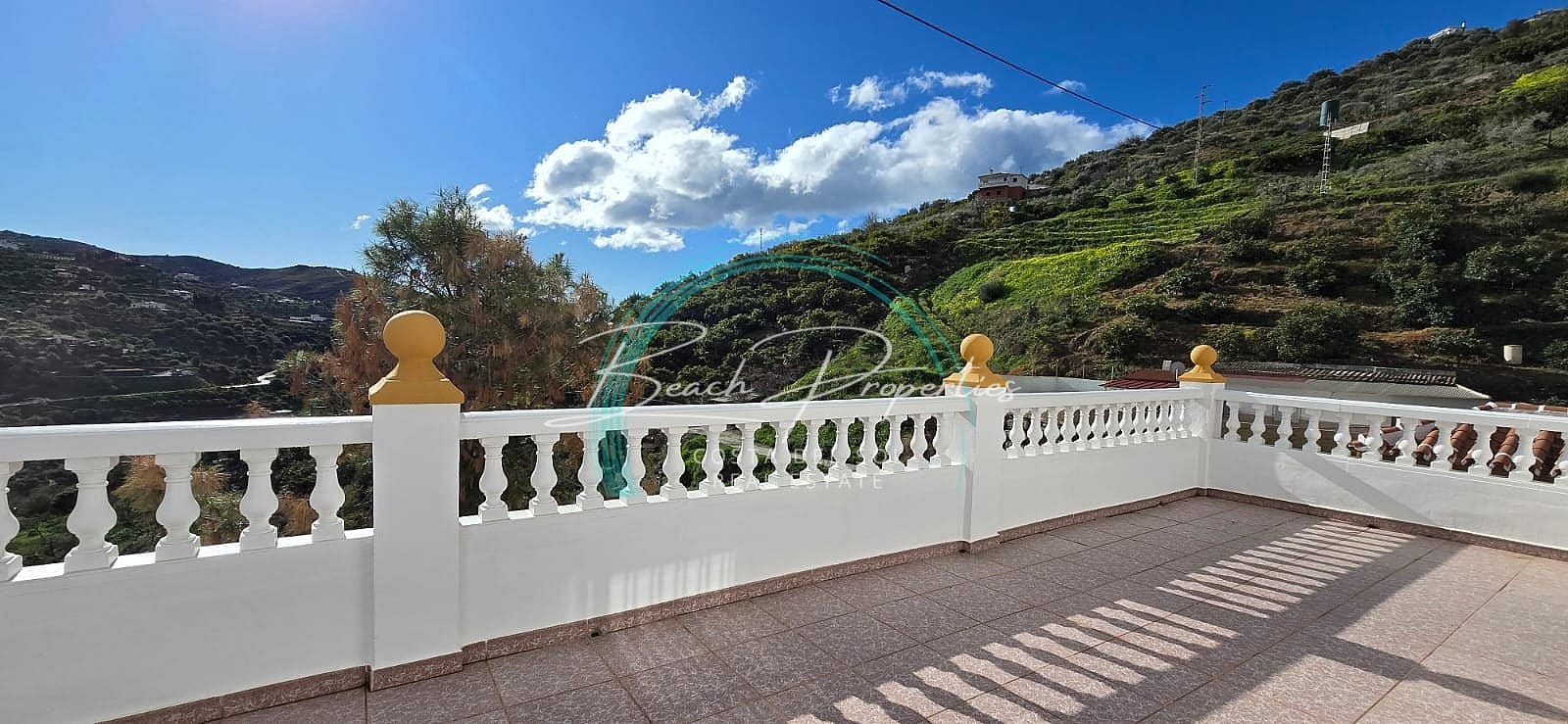 3 Zimmer Haus zu vermieten in Torrox-Costa mit Pool Garage - 1.500 € (Ref: 9460858)