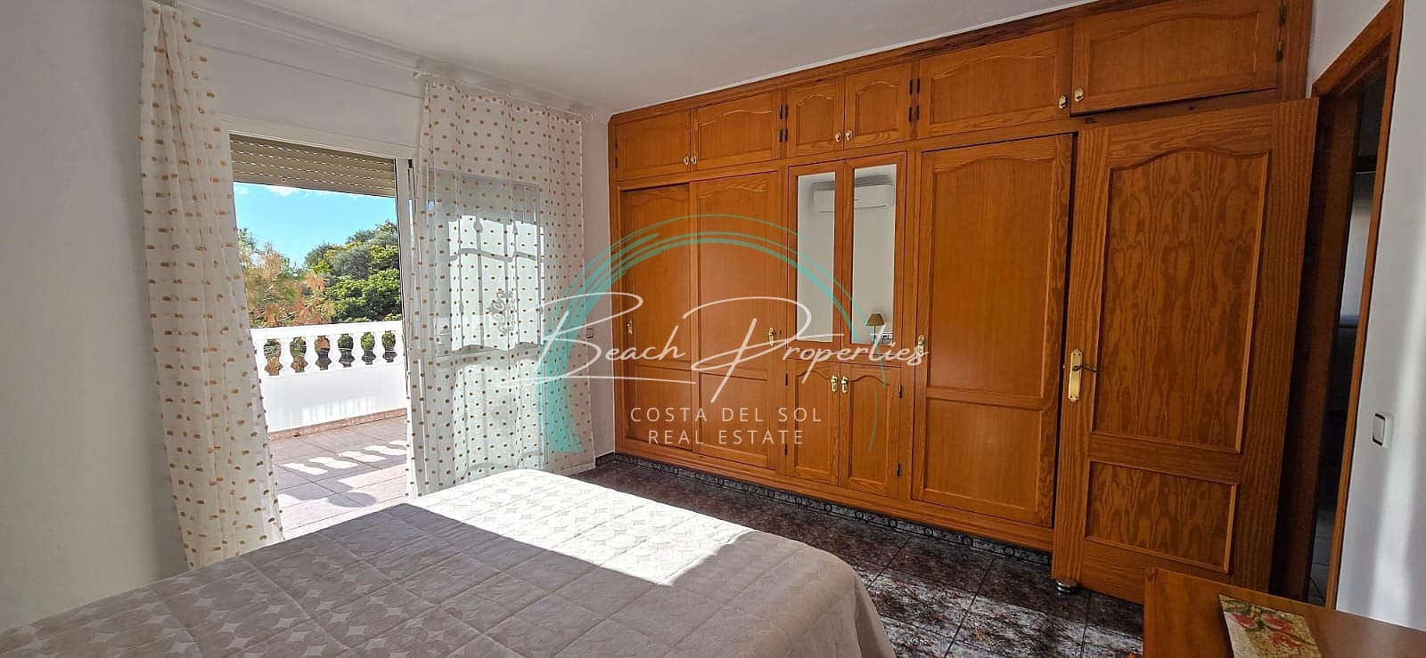 3 Zimmer Haus zu vermieten in Torrox-Costa mit Pool Garage - 1.500 € (Ref: 9460858)