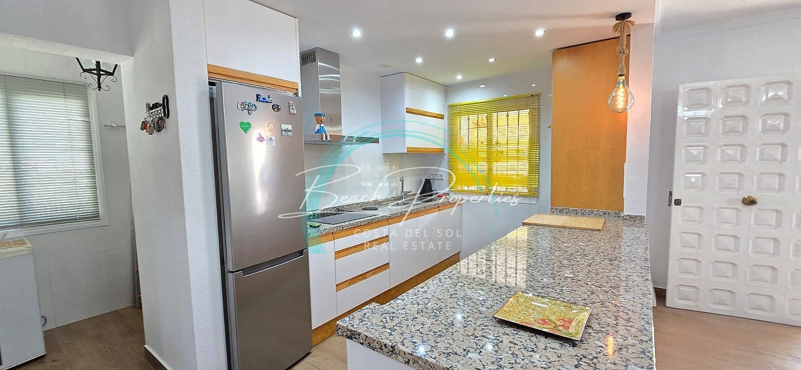 3 Zimmer Haus zu vermieten in Torrox-Costa mit Pool Garage - 1.500 € (Ref: 9460858)