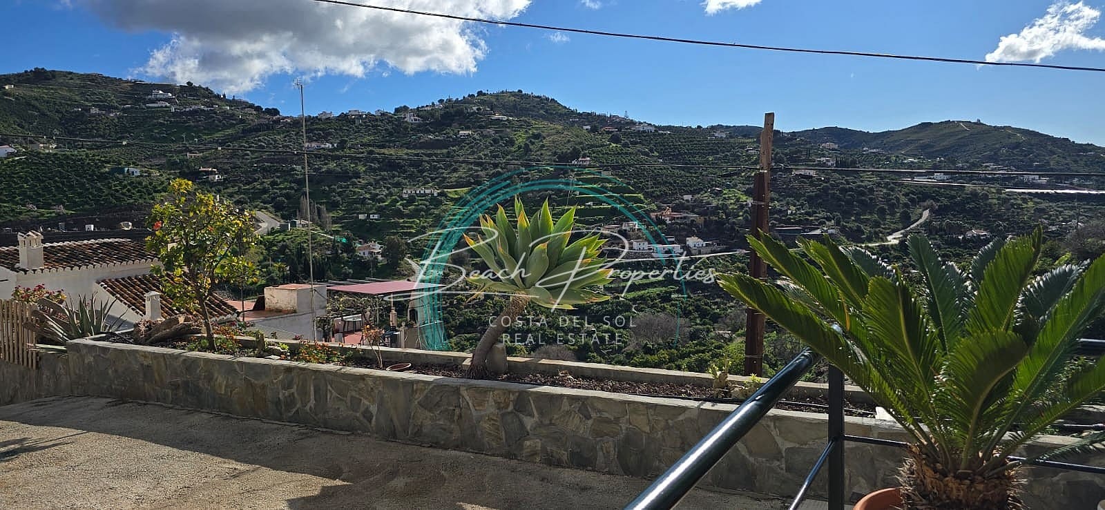 3 Zimmer Haus zu vermieten in Torrox-Costa mit Pool Garage - 1.500 € (Ref: 9460858)