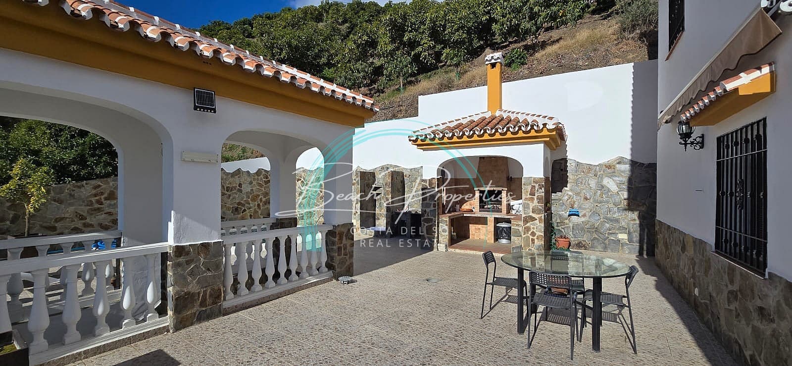 3 Zimmer Haus zu vermieten in Torrox-Costa mit Pool Garage - 1.500 € (Ref: 9460858)