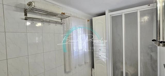 4 makuuhuone Huvila myytävänä paikassa Torrox Pueblo, Torrox mukana 
autotalli - 315 000 € (Ref: 9460859)