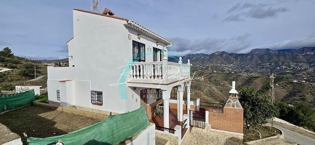 4 makuuhuone Huvila myytävänä paikassa Torrox Pueblo, Torrox mukana 
autotalli - 315 000 € (Ref: 9460859)