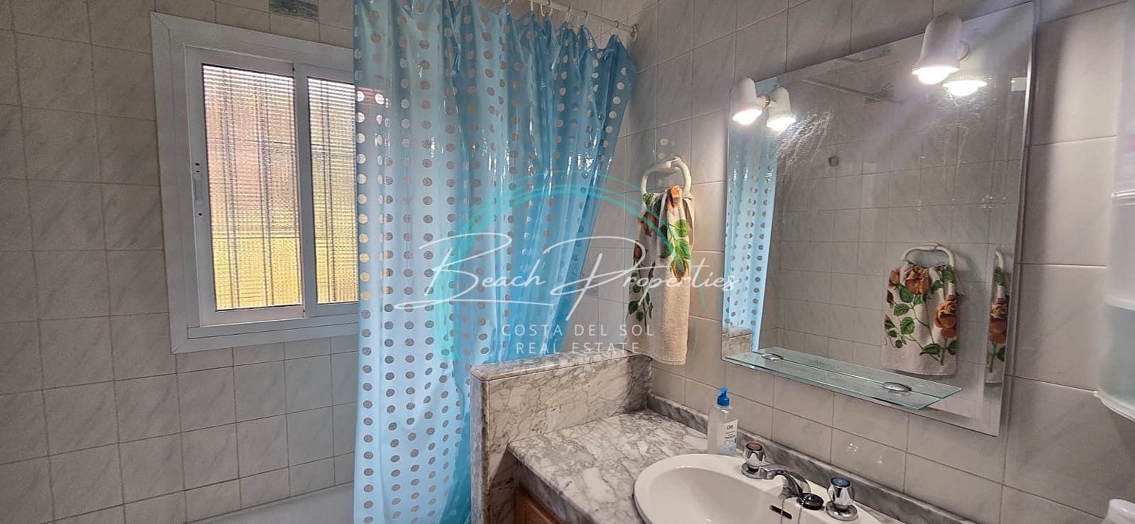 3 sovrum Villa att hyra i Torrox med pool garage - 1 350 € (Ref: 9460860)