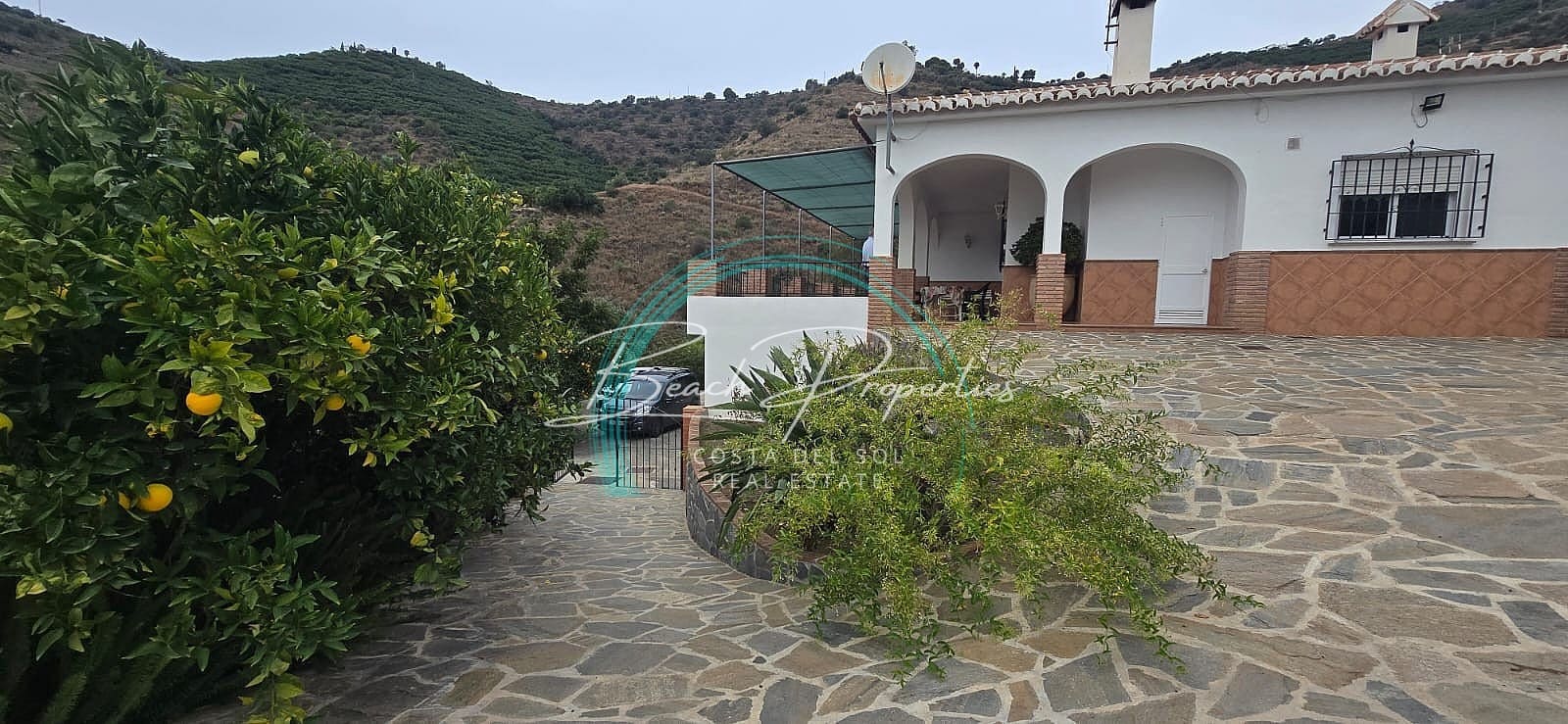 3 sovrum Villa att hyra i Torrox med pool garage - 1 350 € (Ref: 9460860)