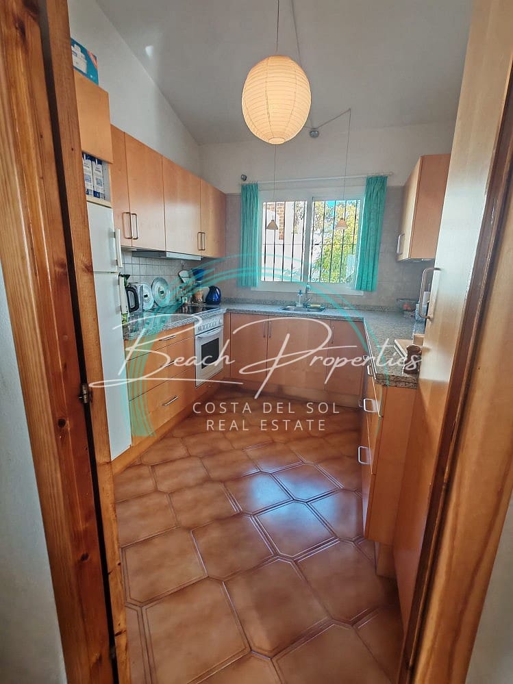 2 soverom Villa til salgs i Torrox med garasje - € 299 000 (Ref: 9610647)