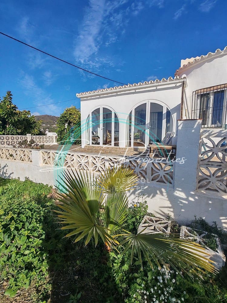 2 soverom Villa til salgs i Torrox med garasje - € 299 000 (Ref: 9610647)