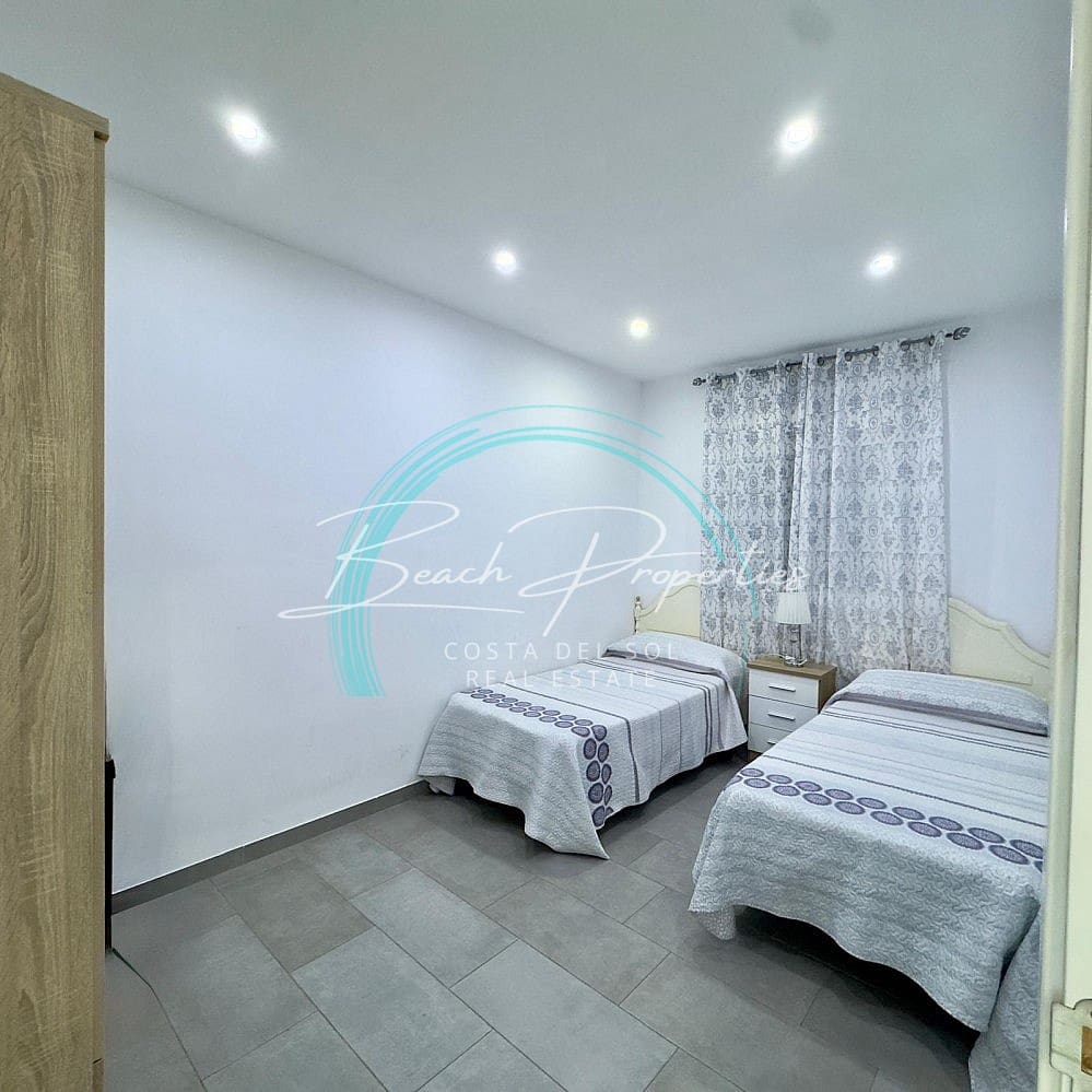 Apartamento de 3 habitaciones en Nerja en venta con piscina - 310.000 € (Ref: 9610648)