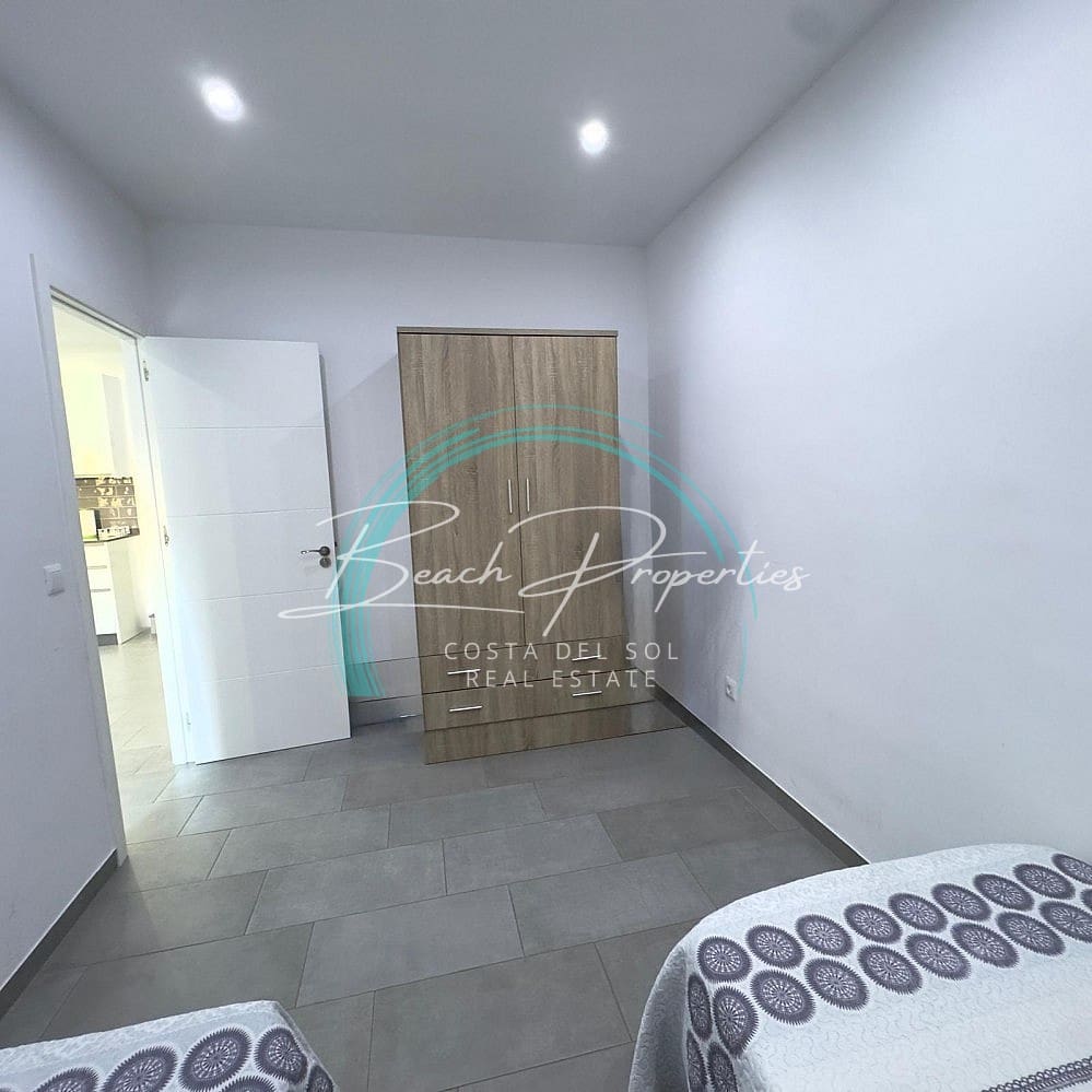 Apartamento de 3 habitaciones en Nerja en venta con piscina - 310.000 € (Ref: 9610648)
