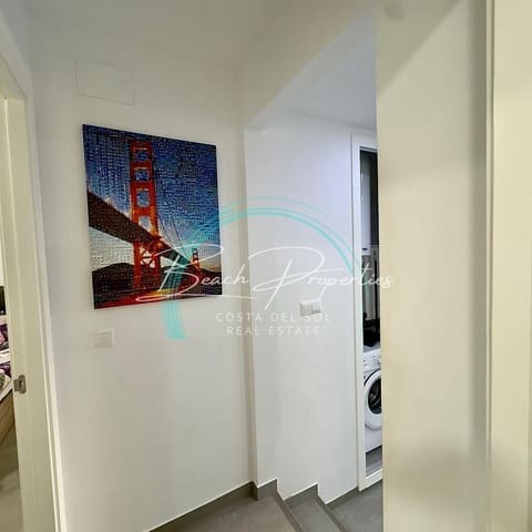 Apartamento de 3 habitaciones en Burriana, Nerja en venta con piscina - 310.000 € (Ref: 9610648)