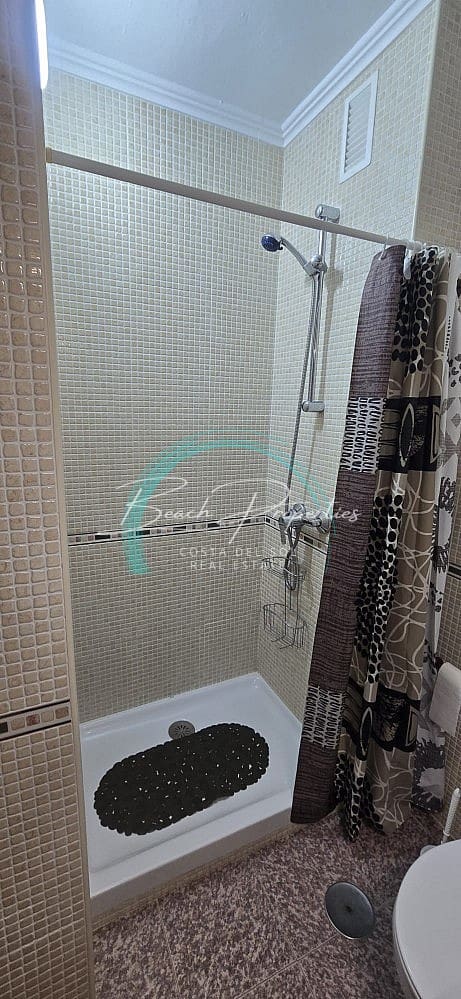 Apartment for sale in Torrox-Costa with pool - € 159,000 (Ref: 9614235)