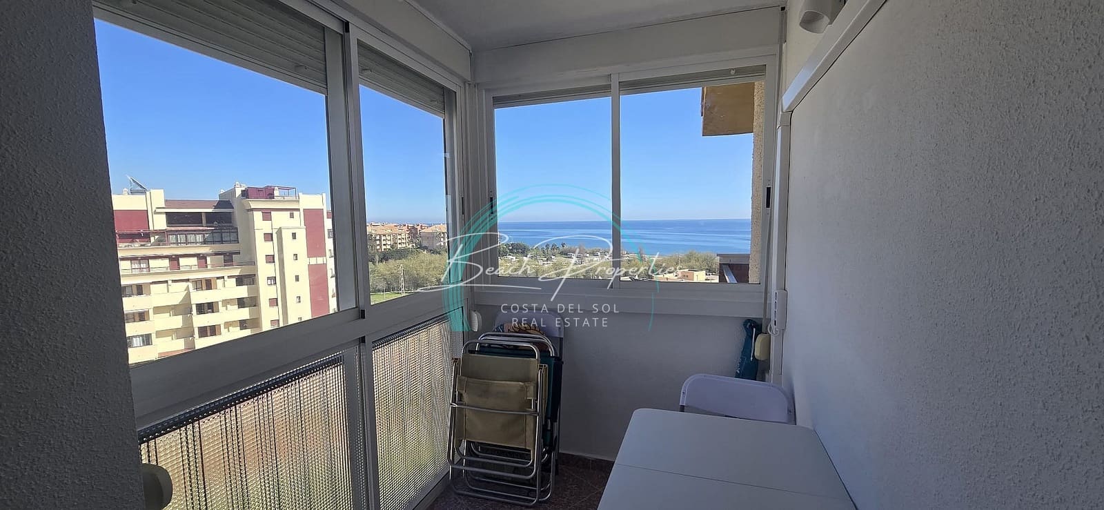 Apartment for sale in Torrox-Costa with pool - € 159,000 (Ref: 9614235)