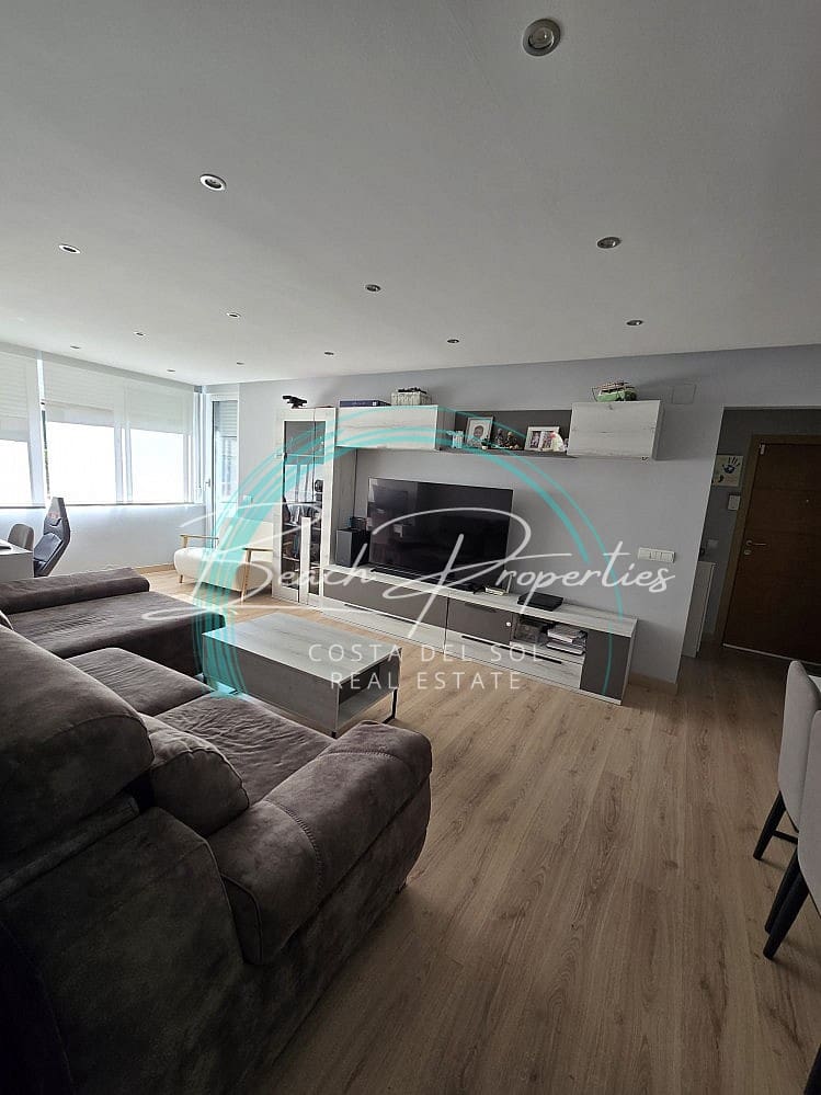 2 bedroom Apartment for sale in Torrox with pool - € 263,000 (Ref: 9629417)