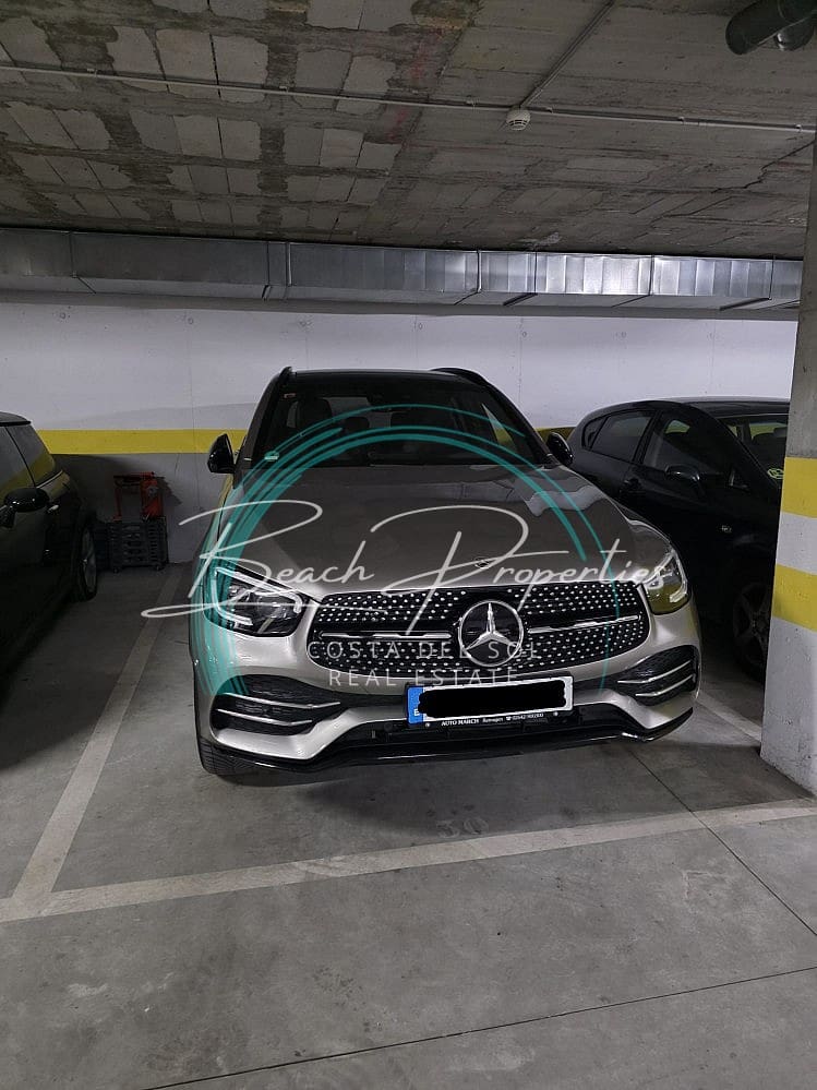 2 bedroom Apartment for sale in Torrox with pool - € 263,000 (Ref: 9629417)