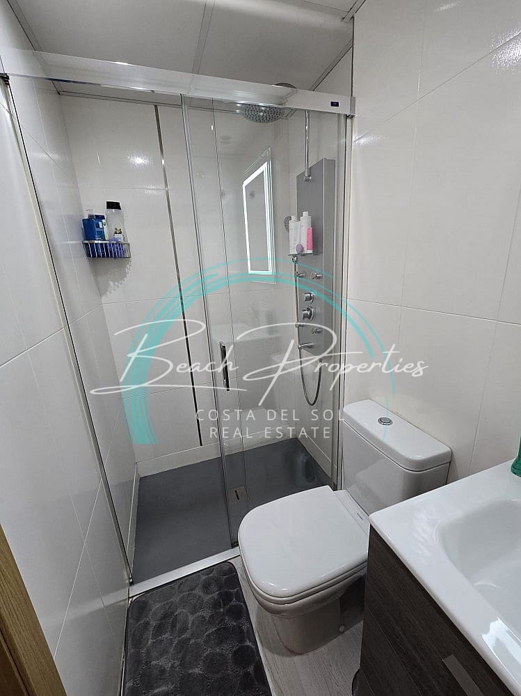 2 bedroom Apartment for sale in Torrox with pool - € 263,000 (Ref: 9629417)