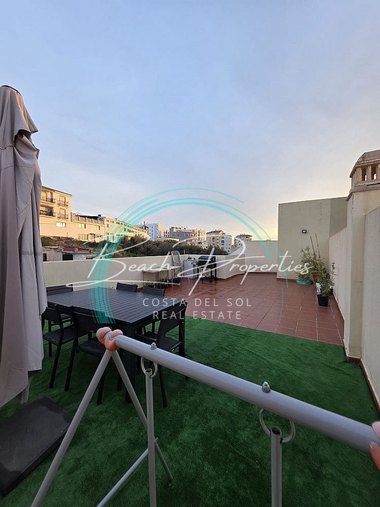 2 bedroom Apartment for sale in Torrox with pool - € 263,000 (Ref: 9629417)