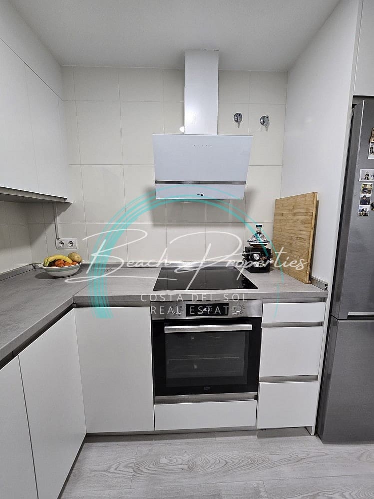 2 bedroom Apartment for sale in Torrox with pool - € 263,000 (Ref: 9629417)