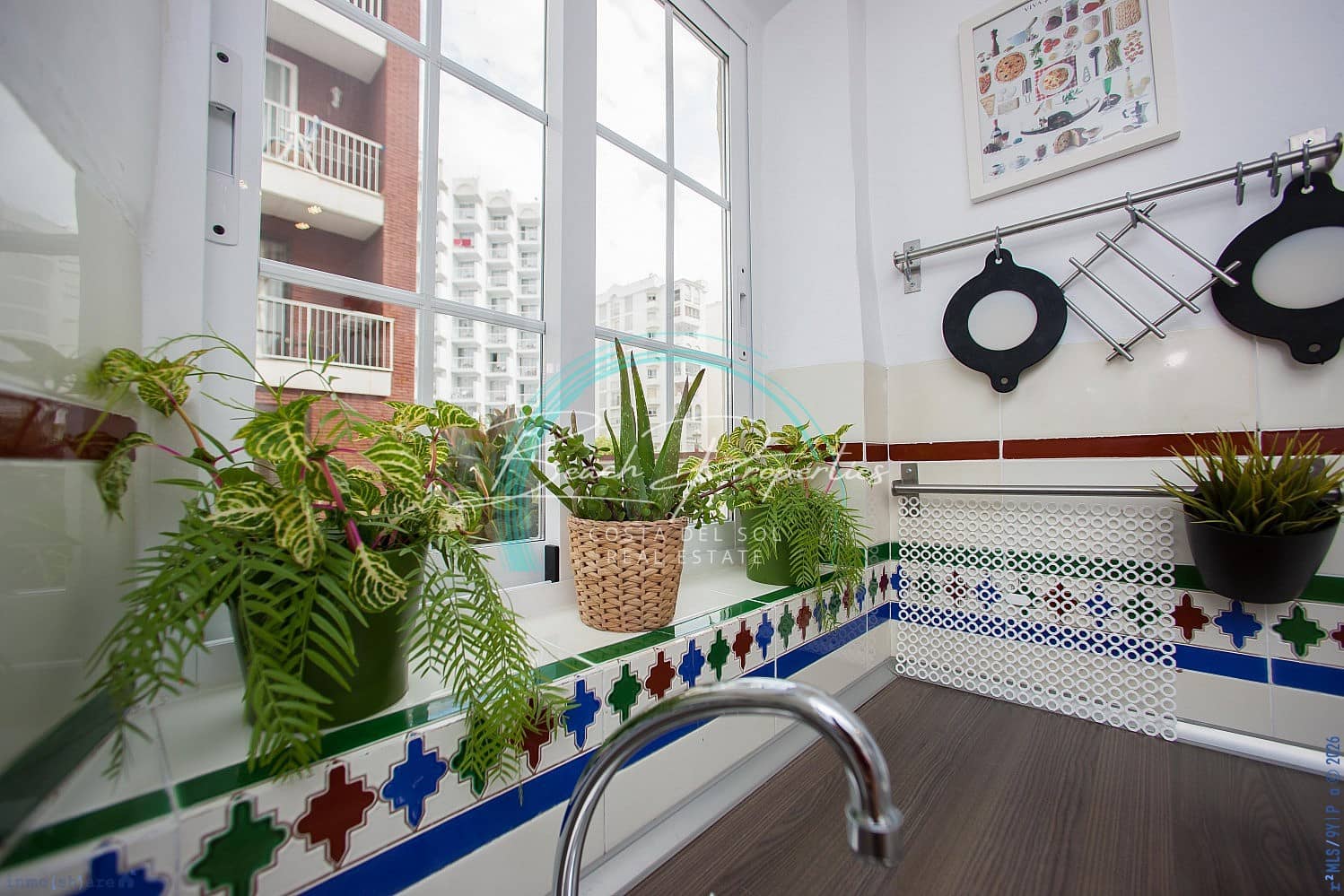 Apartamento de 3 habitaciones en Almuñécar en venta - 450.000 € (Ref: 9643620)