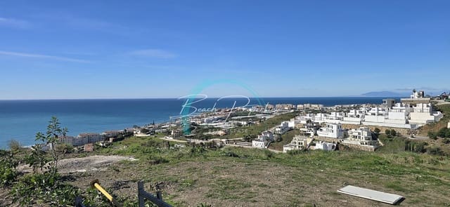 5 sypialnia Willa na sprzedaż w El Peñoncillo, Torrox z basenem garażem - 350 000 € (Ref: 9643672)