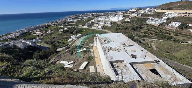 5 chambre Villa/Maison à vendre à El Peñoncillo, Torrox avec piscine garage - 315 000 € (Ref: 9643672)