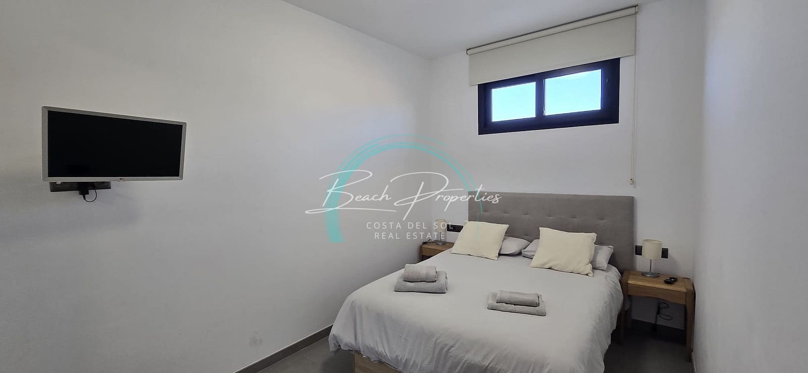 Chalet de 5 habitaciones en Nerja en alquiler con piscina garaje - 2.500 € (Ref: 9685876)