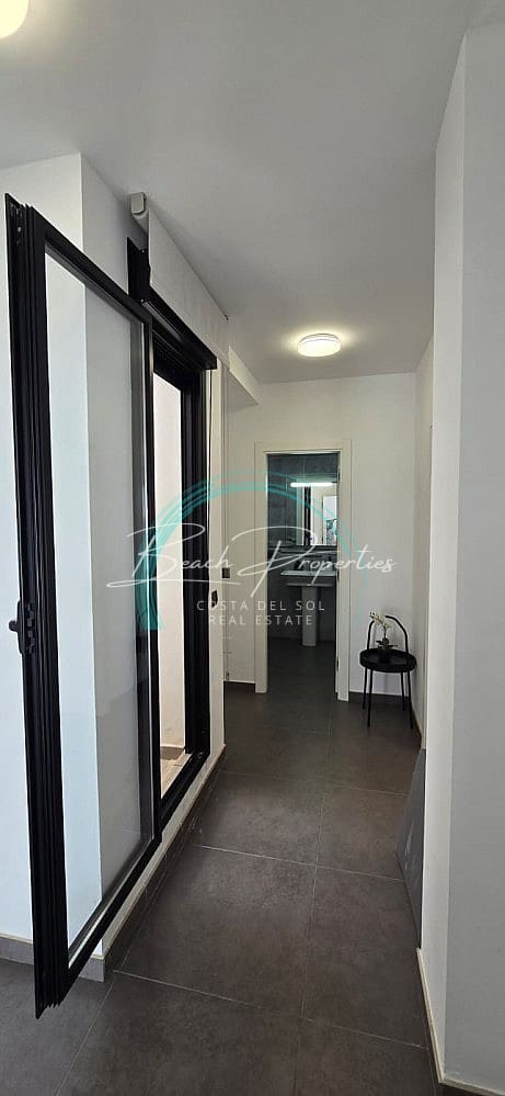 5 bedroom Villa for rent in Nerja with pool garage - € 2,500 (Ref: 9685876)