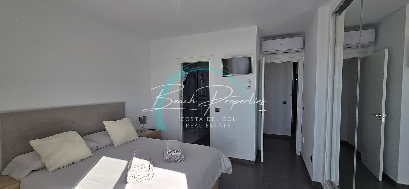 5 bedroom Villa for rent in Nerja with pool garage - € 2,500 (Ref: 9685876)