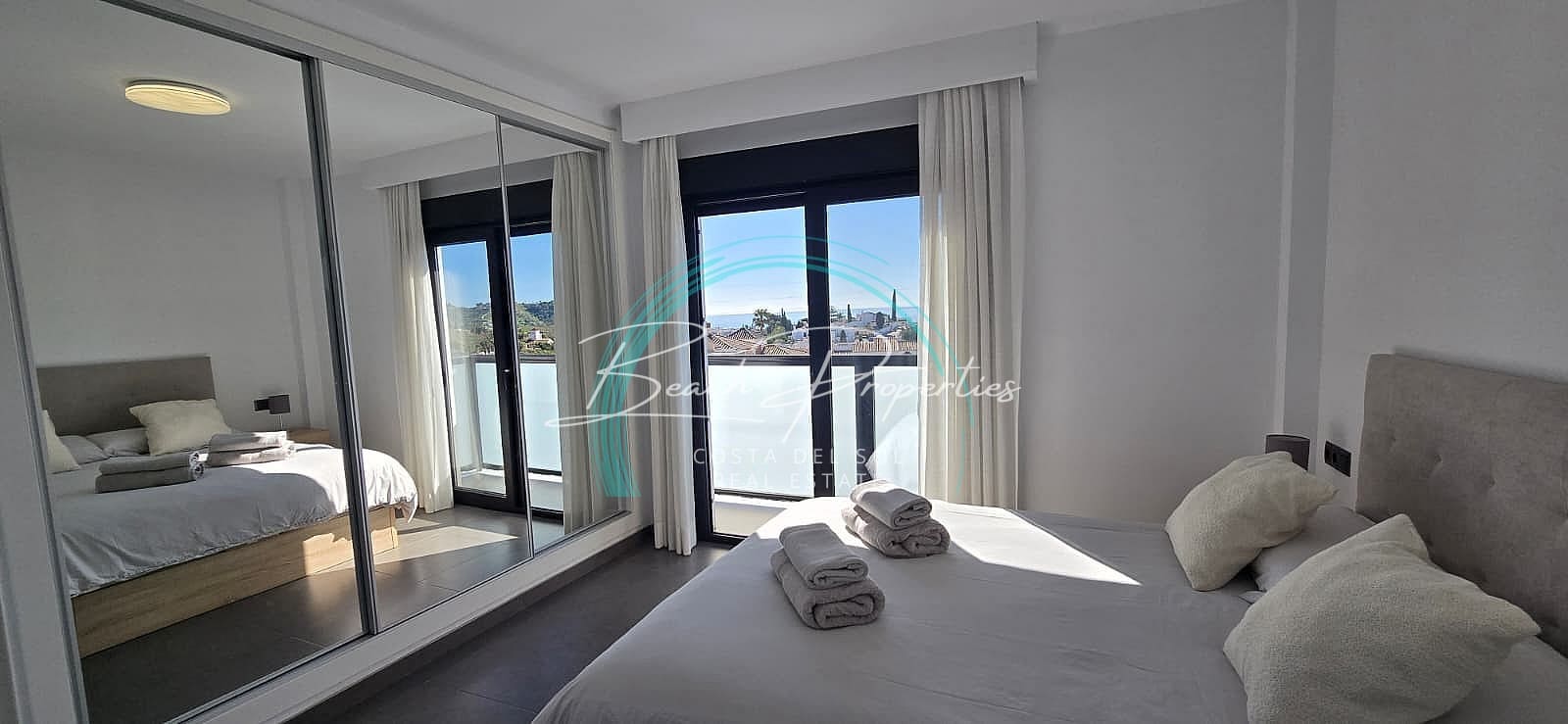 5 bedroom Villa for rent in Nerja with pool garage - € 2,500 (Ref: 9685876)