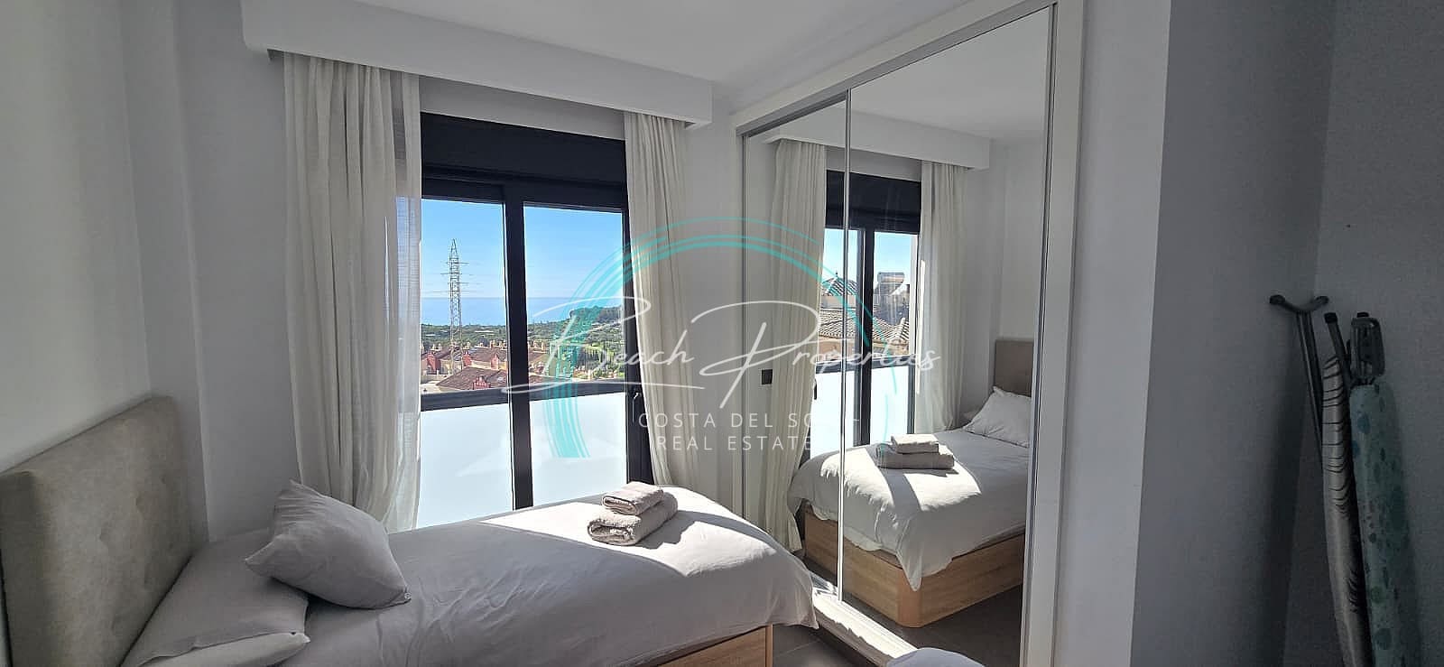 5 bedroom Villa for rent in Nerja with pool garage - € 2,500 (Ref: 9685876)