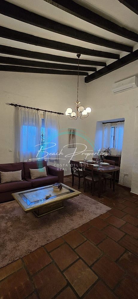 2 bedroom Townhouse for rent in Velez-Malaga with pool garage - € 1,300 (Ref: 9720738)