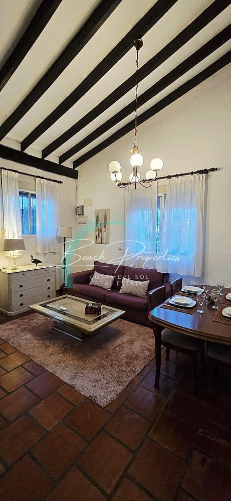 2 bedroom Townhouse for rent in Velez-Malaga with pool garage - € 1,300 (Ref: 9720738)