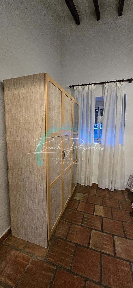 2 bedroom Townhouse for rent in Velez-Malaga with pool garage - € 1,300 (Ref: 9720738)