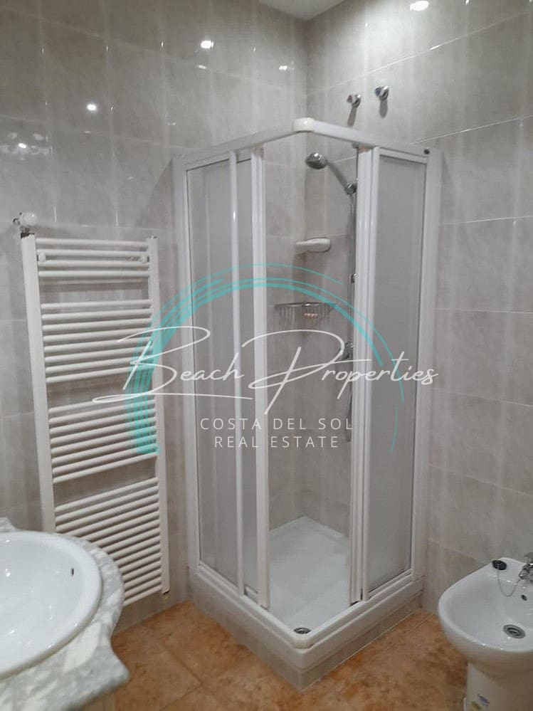 3 camera da letto Casa da affittare in Torrox con piscina garage - 1.200 € (Rif: 9722692)