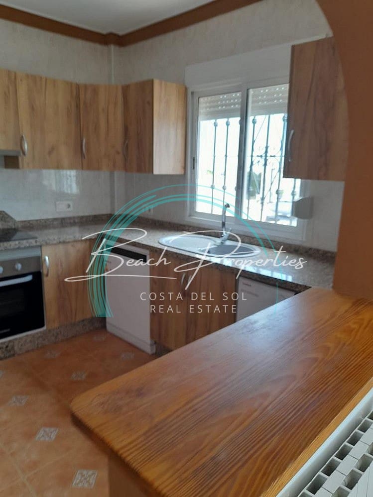 3 camera da letto Casa da affittare in Torrox con piscina garage - 1.200 € (Rif: 9722692)
