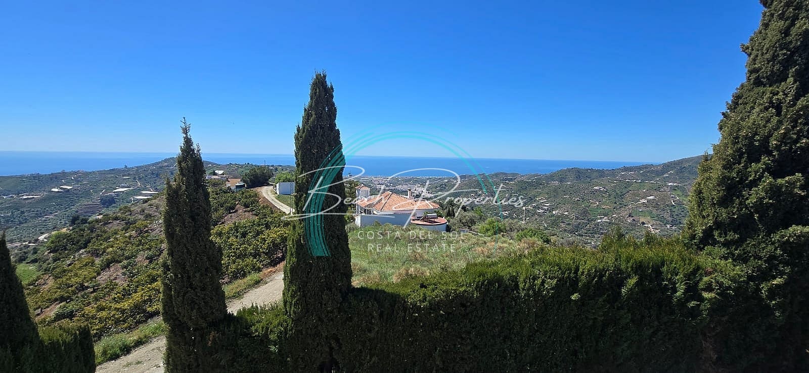 3 soveværelse Byhus til leje i Torrox med swimmingpool garage - € 1.700 (Ref: 9735884)