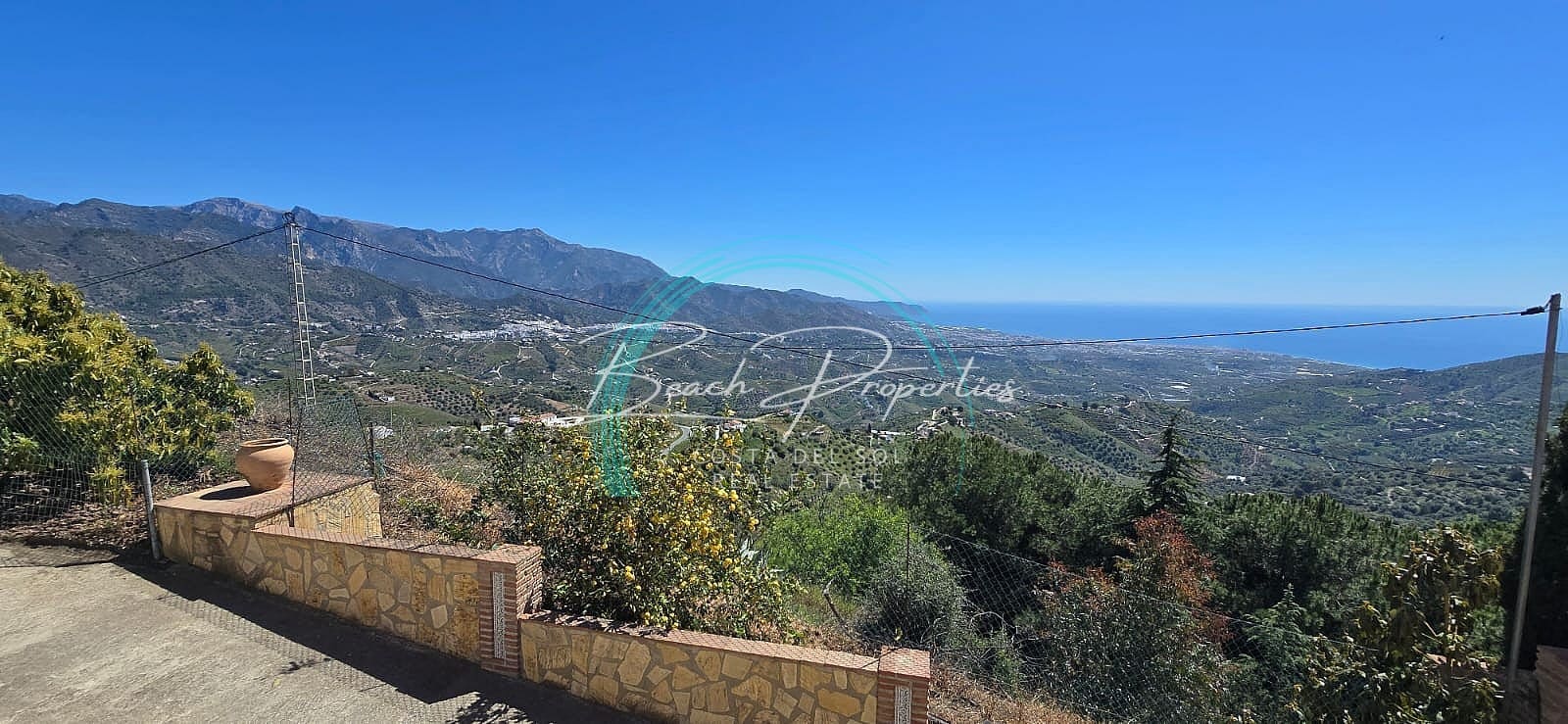 3 soveværelse Byhus til leje i Torrox med swimmingpool garage - € 1.700 (Ref: 9735884)